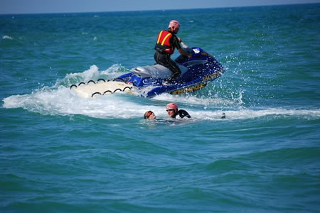 moto-acqua-salvataggio2